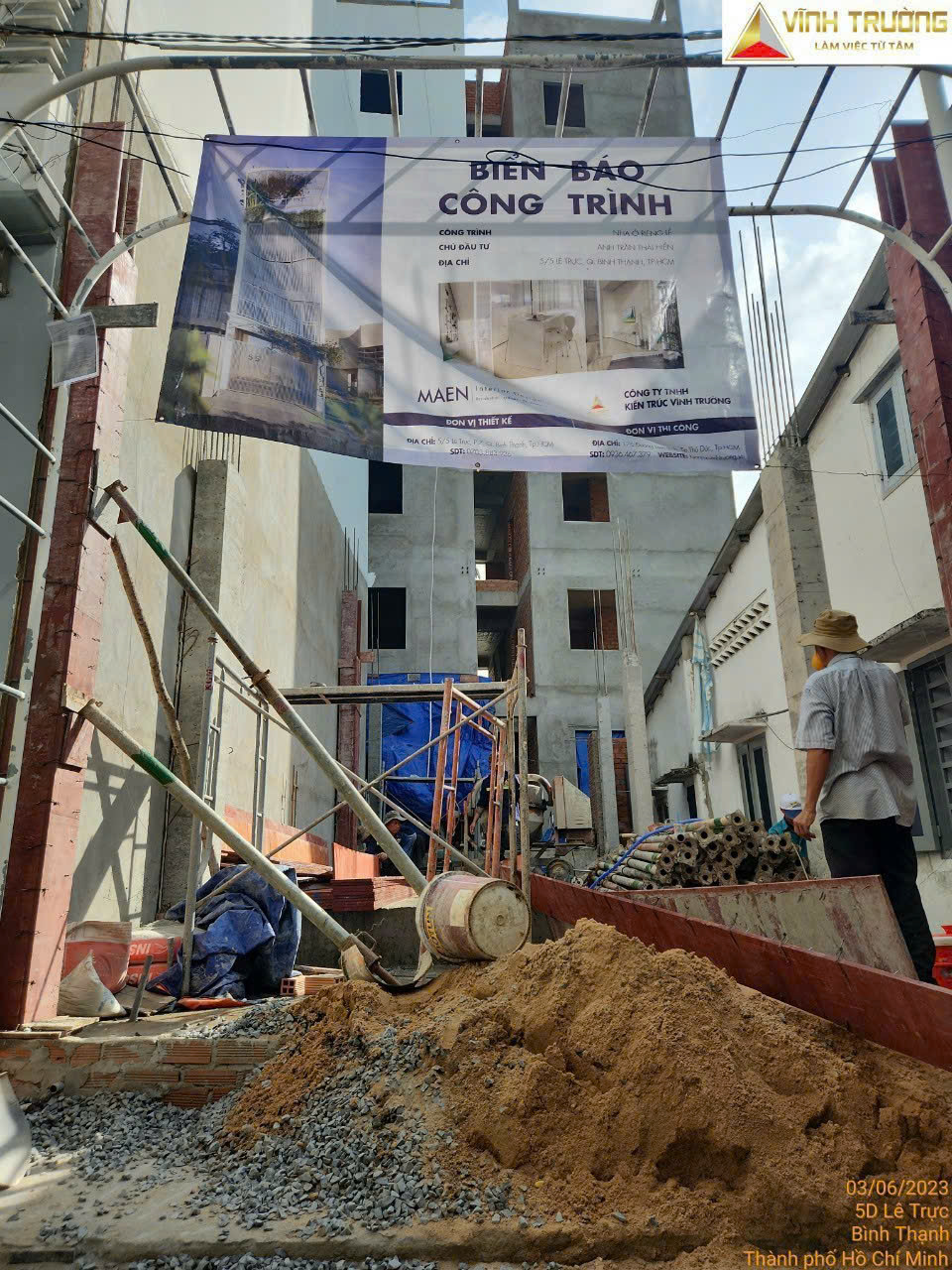 Đội ngũ nhân sự Kiến Trúc Vĩnh Trường đang thi công móng